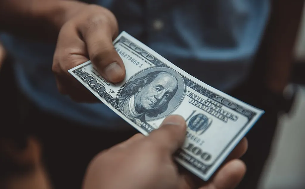 How Much Should I Expect to Pay for Window Cleaning? | Pricing Guide