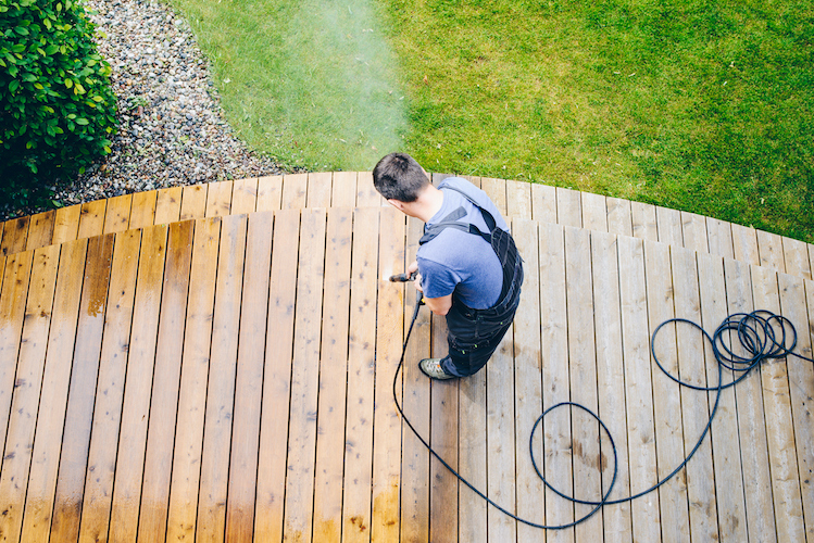 Benefits of Professional Power Washing Services